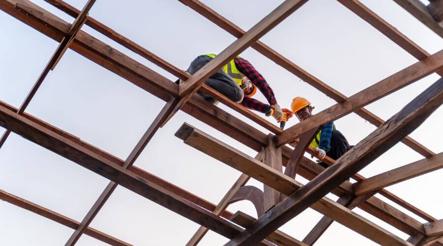 Professional residential roofers in Oak Hill, OH